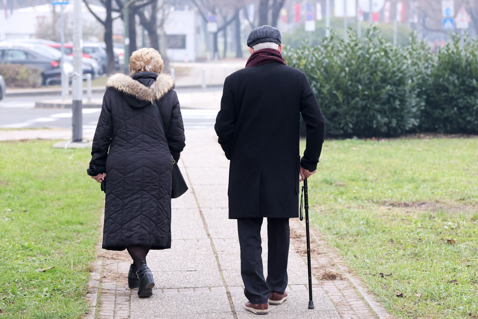 Mirovine Pove Ane Za Jo Pet Posto Evo Kada Po Inje Isplata I Imate Li