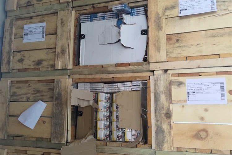 Šestorka optužena za krijumčarenje i preprodaju cigareta i duhana