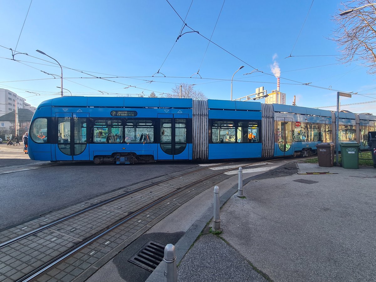 Kaos u Zagrebu: U prekidu tramvajski promet ključnim ulicama
