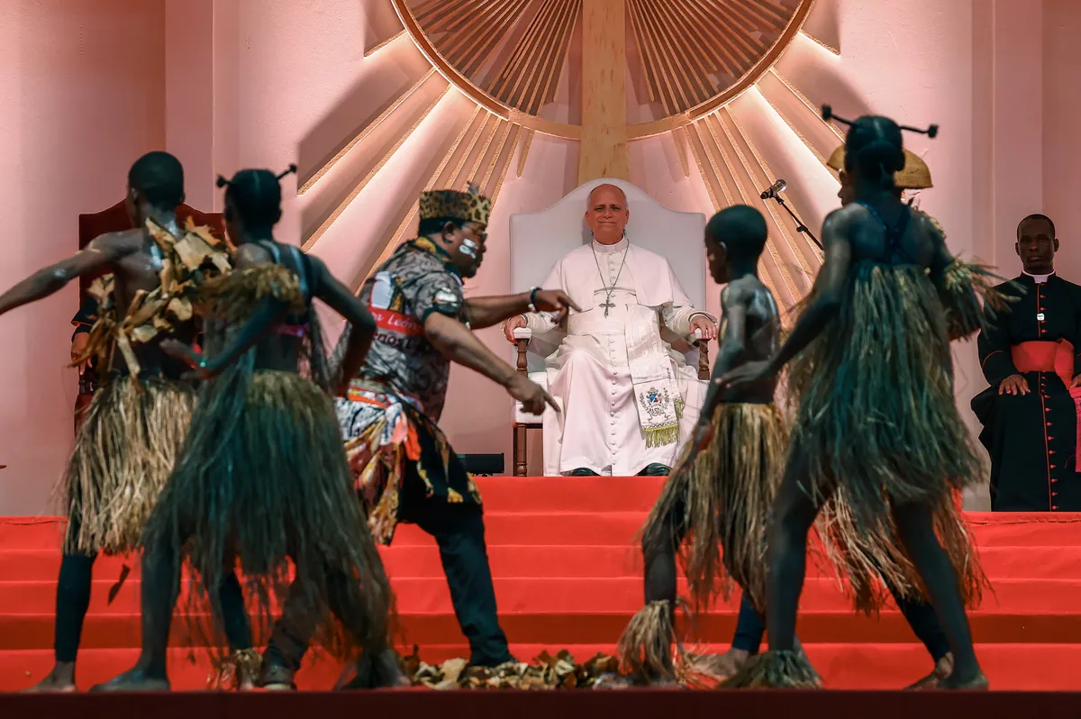 Papina turneja Afrikom završila dramatično: 