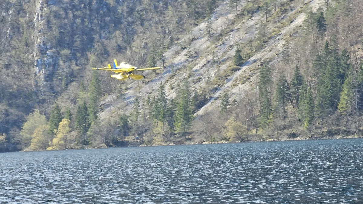 Veliki požar izbio i na području Bohinja, vatrogascima pomažu zrakoplovi Air Tractor