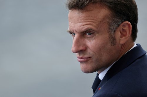 FILE PHOTO: French President Emmanuel Macron attends the annual Bastille Day military ceremony on the Place de la Concorde in Paris, France, July 14, 2025. REUTERS/Gonzalo Fuentes/File Photo