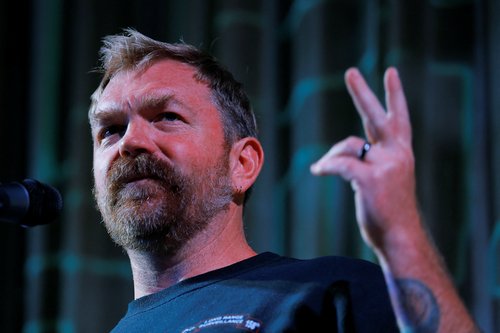 Democratic U.S. Senate candidate Graham Platner speaks at a campaign town hall meeting in Ogunquit, Maine, U.S., October 22, 2025. REUTERS/Brian Snyder