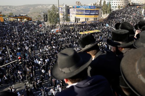 Ultra-Orthodox Jewish men gather on the Chords Bridge during the "Million Man" protest against Israeli military conscription in Jerusalem