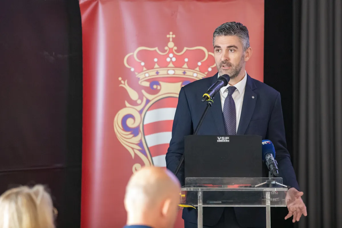 Dubrovački gradonačelnik: Ovo što izvode Pupovac i Srpsko narodno vijeće su namjerne provokacije