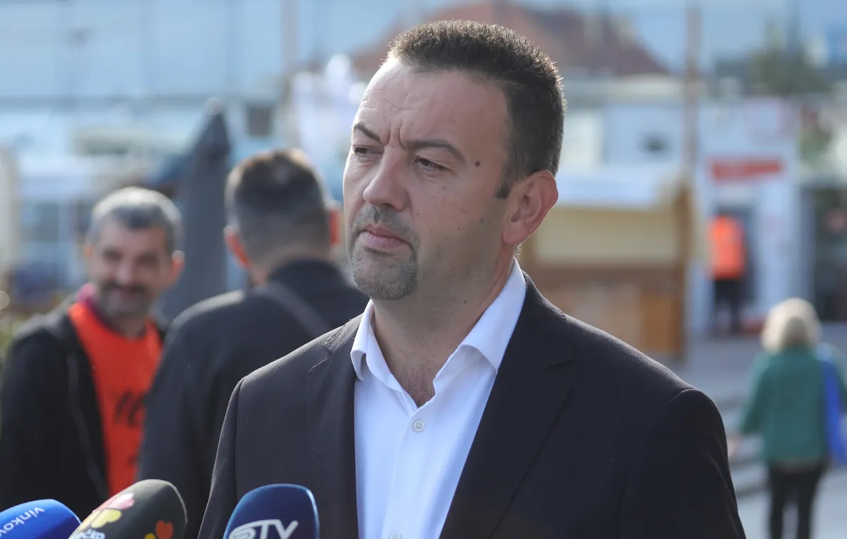 ZVO Vukovar: Hoće li Pavliček otkazati i stand up komediju u studenom?