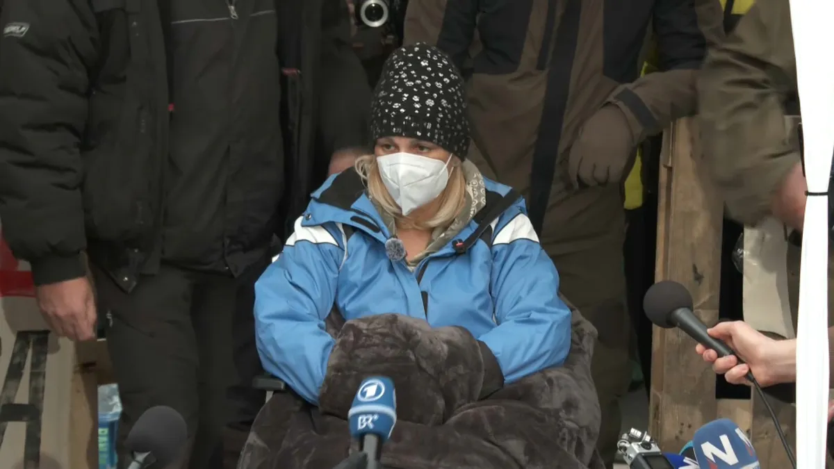 Dijana Hrka: Malaksala sam, ali nastavljam štrajk glađu - nisam snimala razgovor sa Vučićem