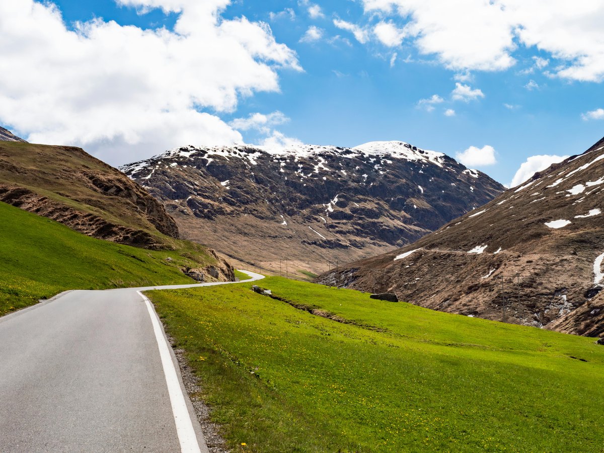 Atmosferska Omega nad Europom: Od sunca do snijega u planinama