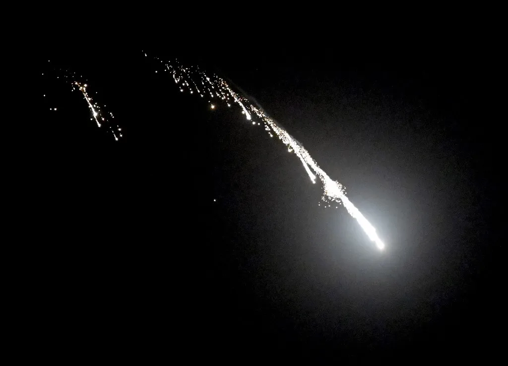 Ukrajinci poslali dronove duboko u Rusiju, ostaci jednog zapalili industrijsko postrojenje