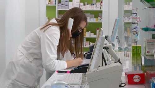 ljekarna, farmaceut