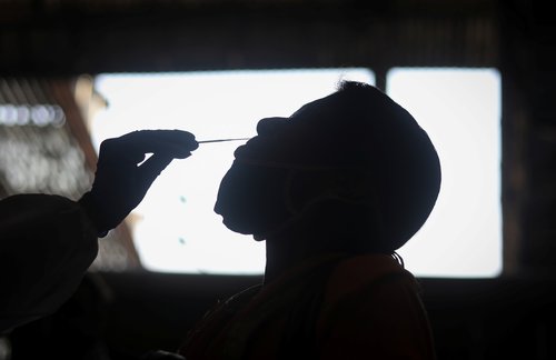 brzi antigenski test, brzi test, covid, koronavirus, omikron