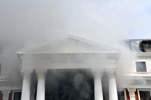 požar JAR, južnoafrička republika, parlament