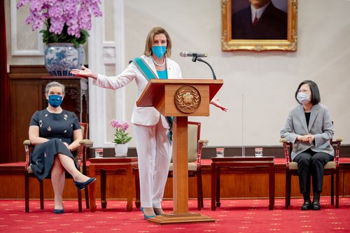 U.S. House Speaker Nancy Pelosi meets Taiwan President Tsai Ing-wen