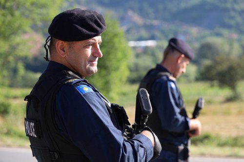 kosovo, kosovska policija