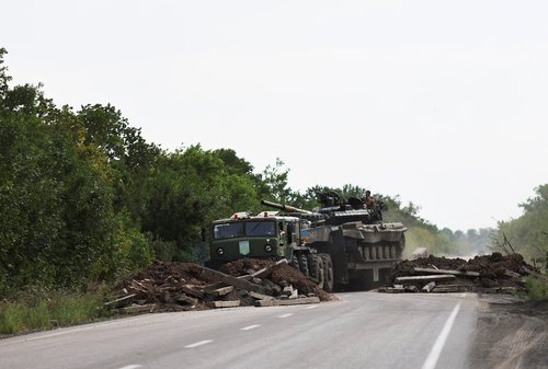 invazija na Ukrajinu, ukrajinska vojska, vojnici, tenk