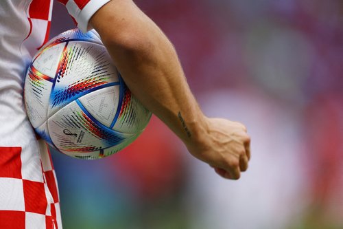 hrvatski dres, hrvatska nogometna reprezentacija, kockice, lopta, Hrvatska