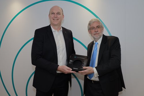 Barry Graham, Adrian Ježina