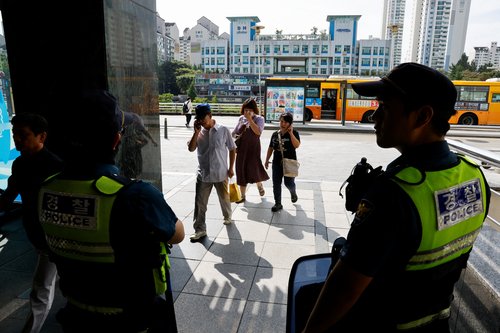 Random stabbing attack in Seongnam