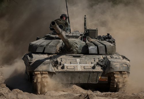 A military exercise of Ukrainian tank crews in North Ukraine