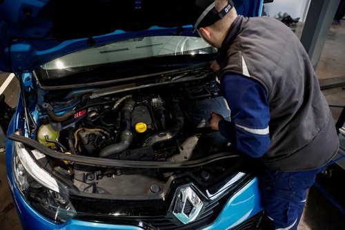 Stellantis and Alcopa Group SUSTAINera car reconditioning plant in Sainte-Genevieve