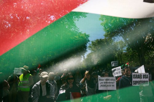 Spaniards march in support of Palestinians