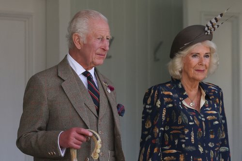 kralj charles i kraljica camilla