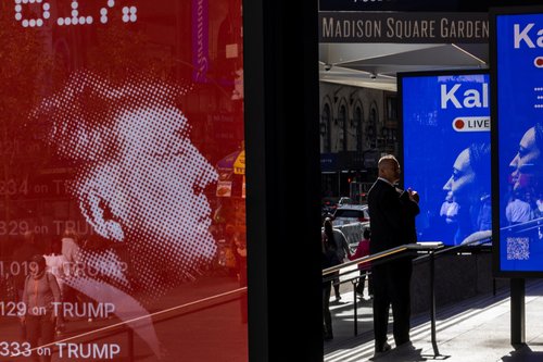 Early voting begins in New York