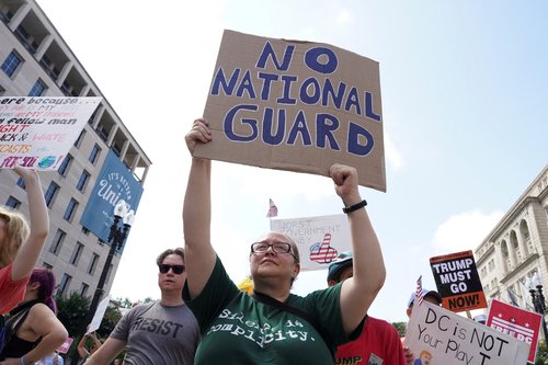 Prosvjedi u Washington DC-u nakon trumpove odluke o slanju nacionalne garde