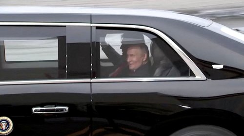 putin i trump u limuzini