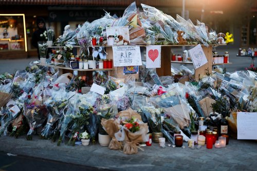 Tributes lie near the "Le Constellation" bar, after a deadly fire and explosion during a New Year's Eve party, in the upscale ski resort of Crans-Montana, in southwestern Switzerland, January 4, 2026. REUTERS/Lisa Leutner