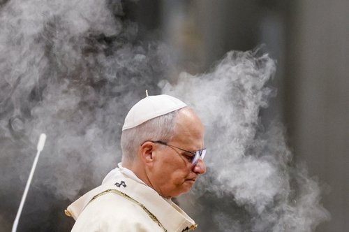 Pope Leo XIV leads the Mass for the Epiphany of the Lord in St. Peter's Basilica at the Vatican, January 6, 2026. REUTERS/Yara Nardi