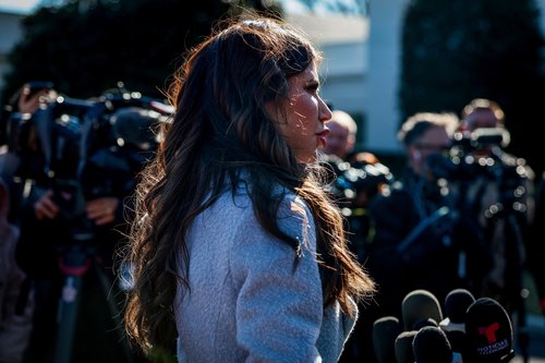 U.S. Homeland Security Secretary Kristi Noem speaks to the media outside the White House in Washington, DC. U.S., January 15, 2026. REUTERS/Evelyn Hockstein
