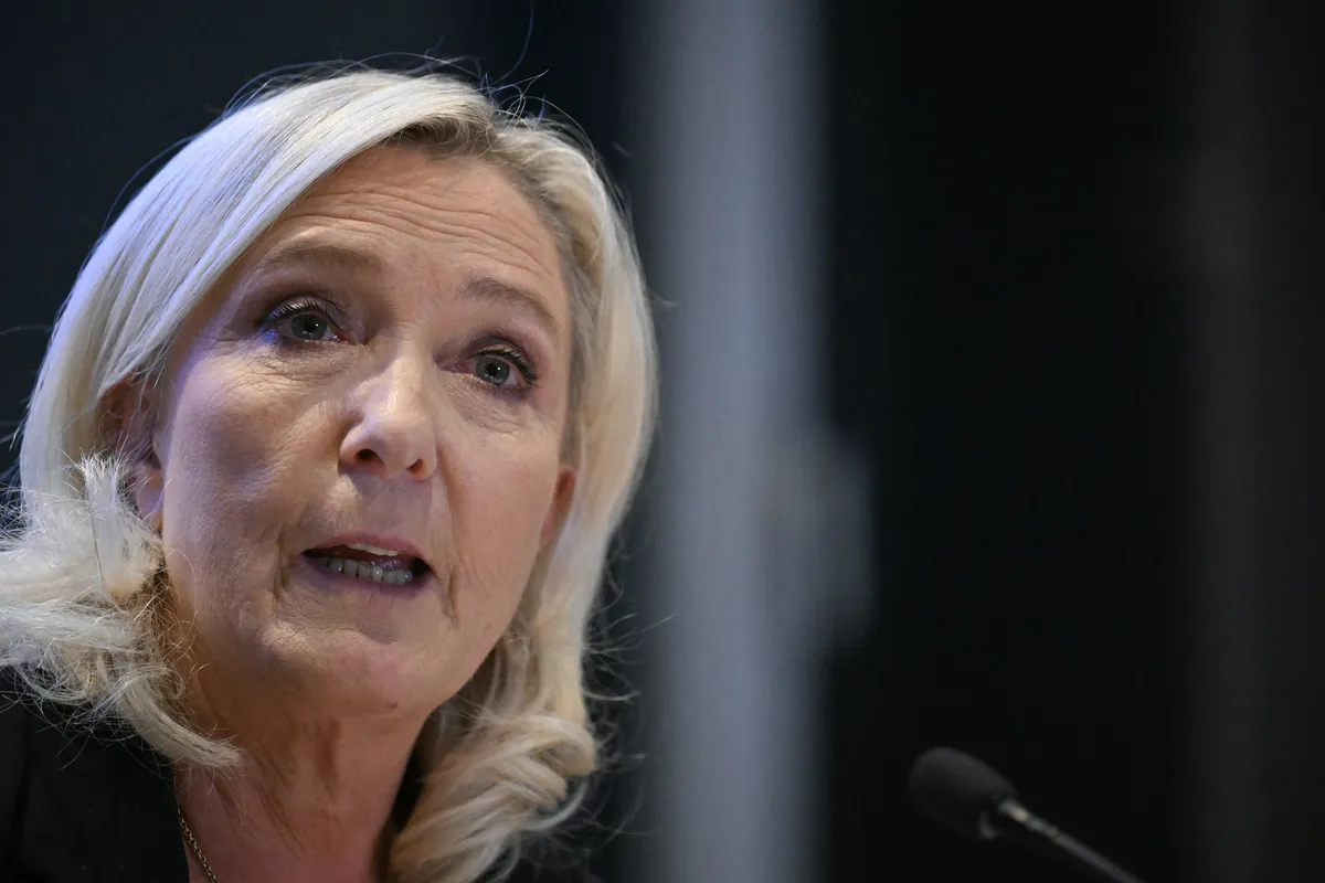 Le Pen: Francuska više ne može financirati Ukrajinu