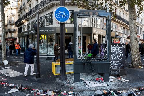 2026-10-18T102851Z_49426598_RC2K5OAHYTMQ_RTRMADP_3_FRANCE-PROTEST.JPG