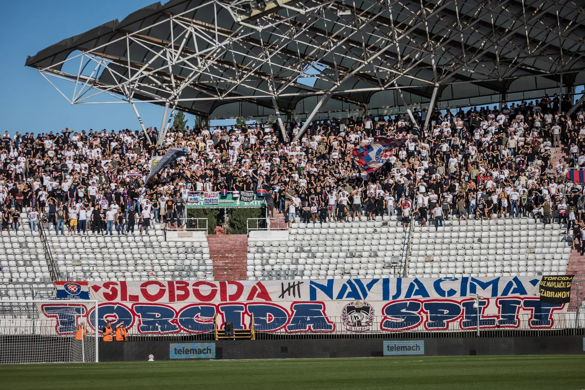 FOTO / Torcida se požalila: Ovo je poruka koju nam je policija zabranila
