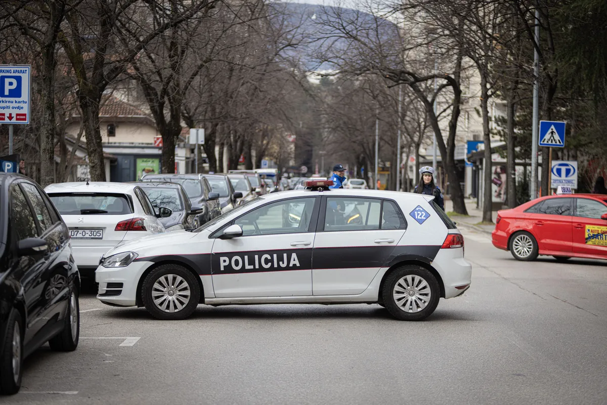 Umirovljeni vojnik pretučen u BiH. Napadnut zbog majice s oznakama HVO-a?