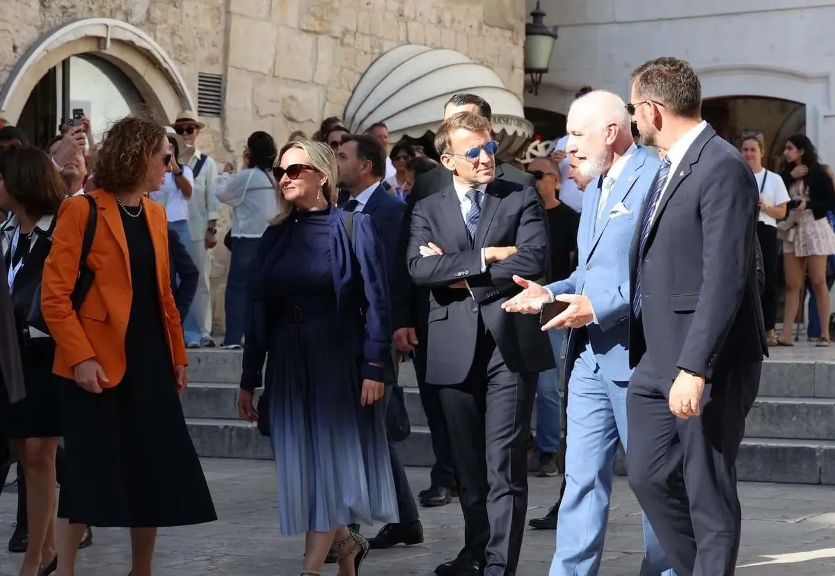 Macronova splitska šetnja bez protokola: od katedrale do Peristila, s klapom i naklonom