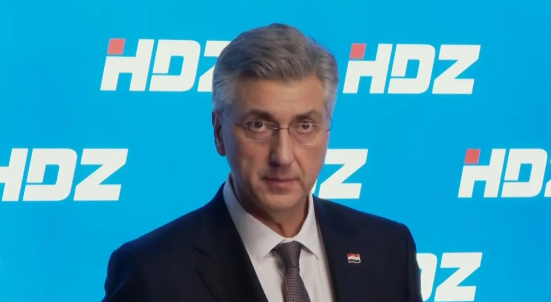 Plenković nakon što je poslušao pjesmu Mile Kekina: Simpatično. Da je bilo više vremena, bila bi uspješnija