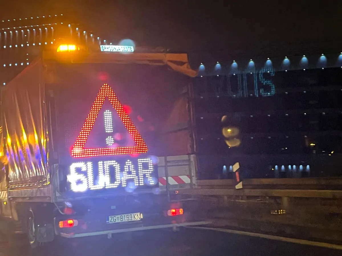 FOTO / Sudar nekoliko automobila kod Buzina: Više osoba ozlijeđeno