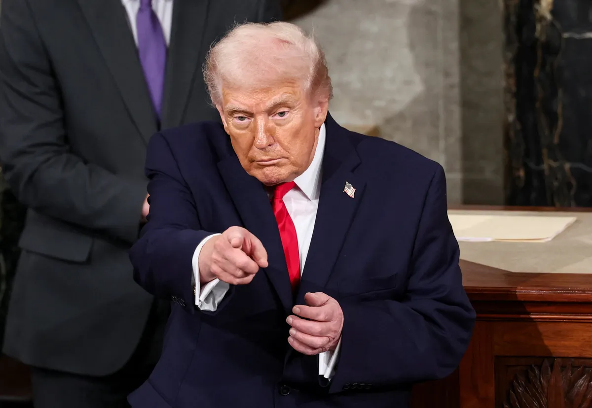 VIDEO / Trump se usred govora okrenuo prema suradniku: Ti si prvi rekao da napadnemo Iran!