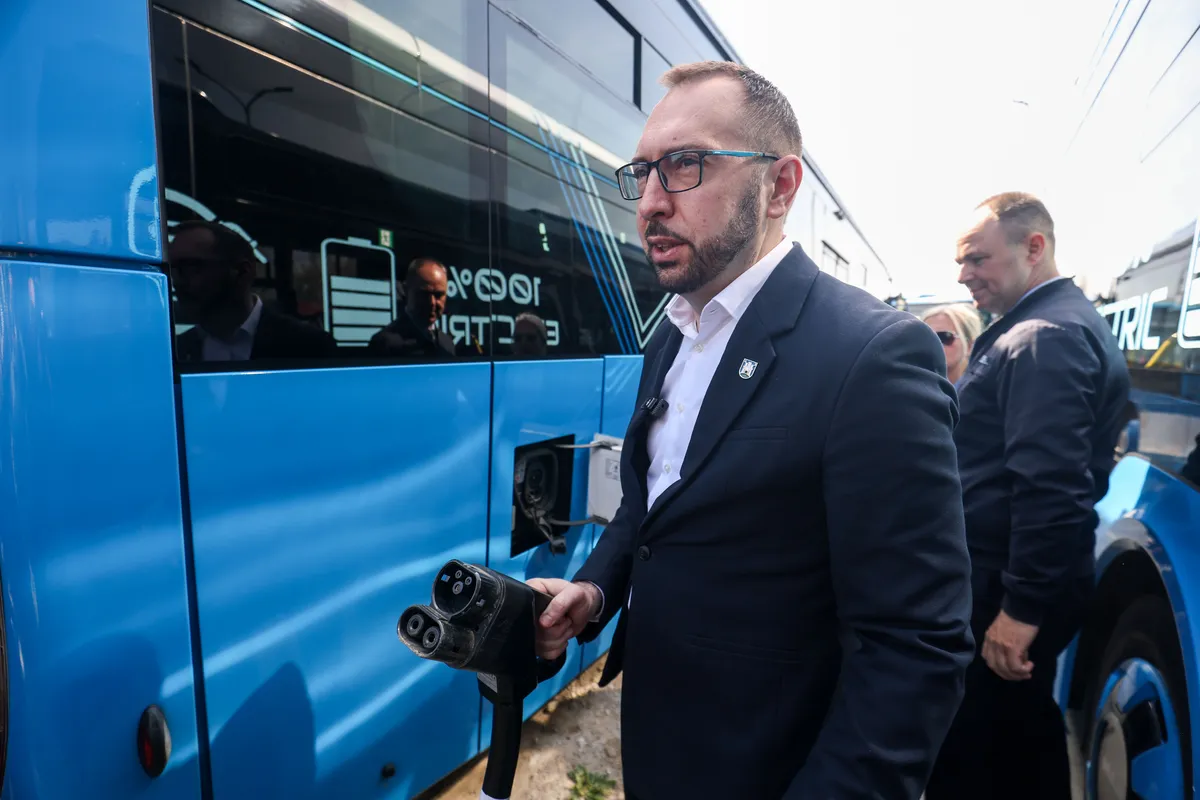 Tomašević: Cijene ZET karata i ostalih usluga zasad ostaju iste