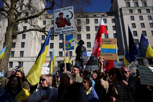 prosvjed london, downing street