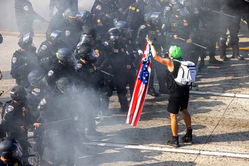 Neredi u Los Angelesu