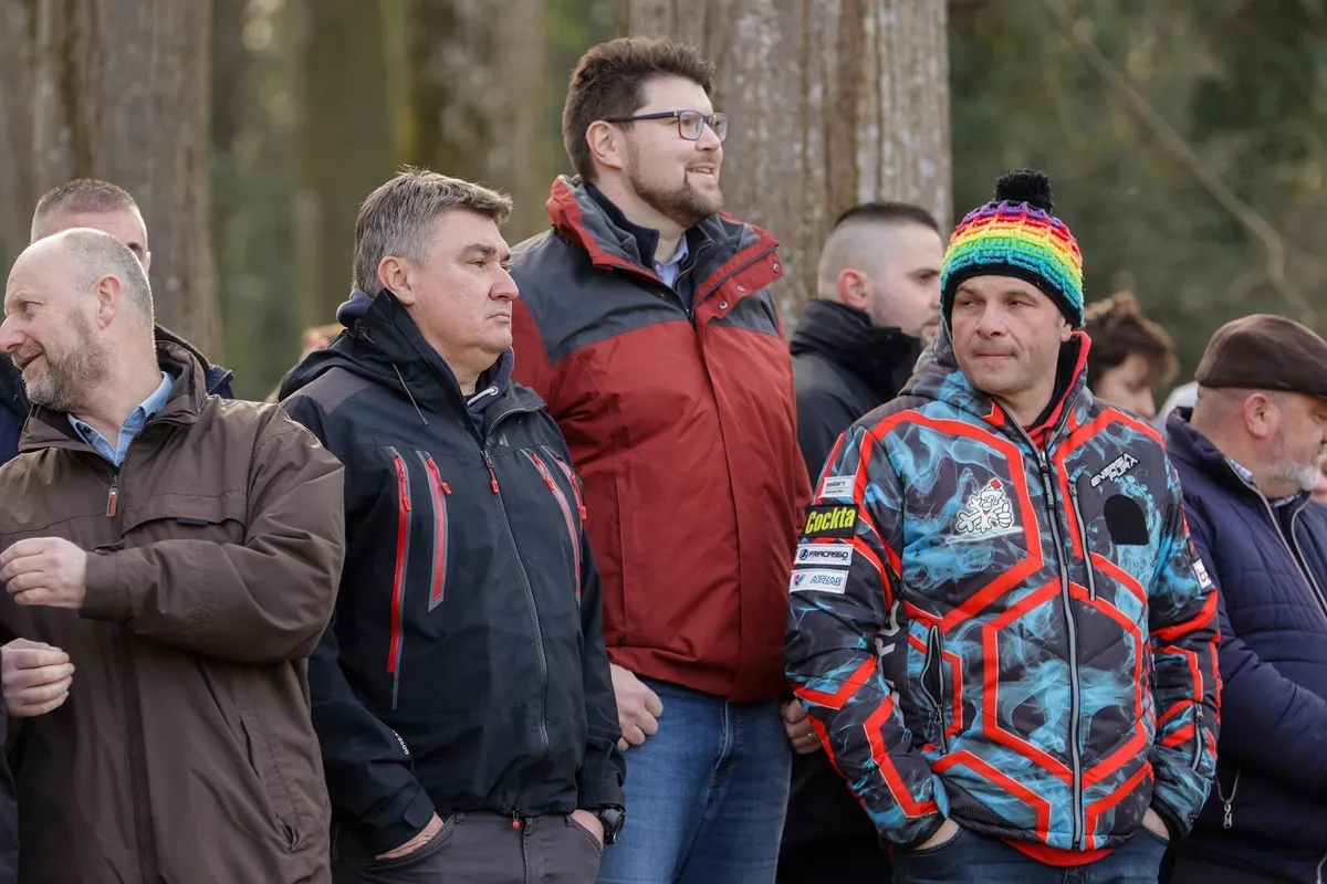 Raspudić prozvao šefa SDP-a zbog "famozne jakne pavlekice"