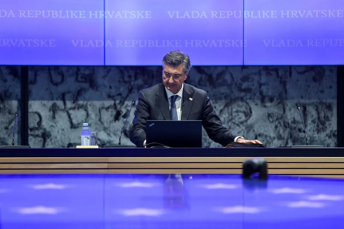 Niz važnih odluka na sjednici Vlade, uvodno obraćanje premijera pratite na N1