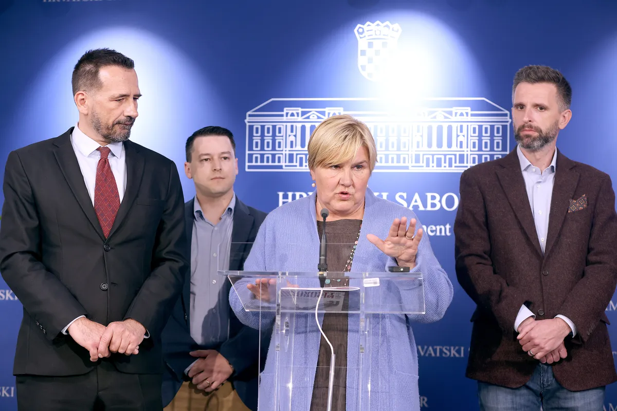 Peternel i Markić: Financiranje Novosti je protuzakonito. Taj novac se može ulagati u važnije stvari