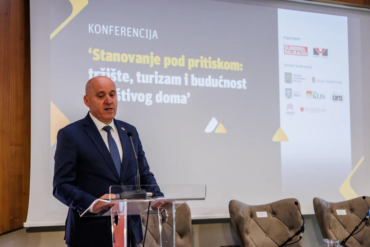 Hrvati za prosječni godišnji dohodak mogu do manje od 4 'kvadrata' stana: 