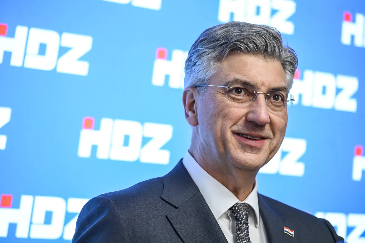 Uskrsna čestitka Plenkovića: Suočavamo se s brojnim izazovima, ali ustrajemo na miru