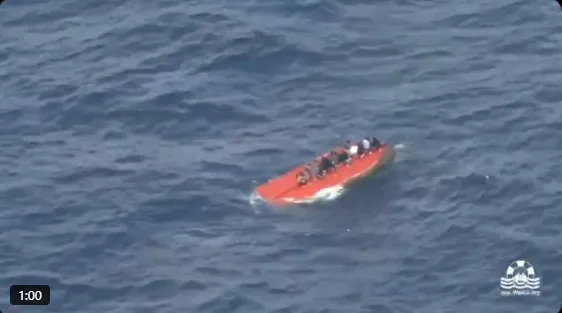 VIDEO / Brodovi u blizini Italije spasili 32 migranta, 71 osoba nestala