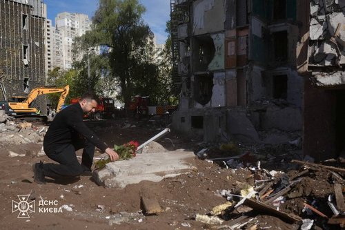 Ukraine's President Volodymyr ZelenskiyPress service of the State Emergency Service of Ukraine in Kyiv/Handout via REUTERS